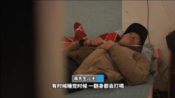 股票在线配资平台 70岁大爷连续打嗝一年，儿子揭露背后真相：一罐啤酒引发的噩梦